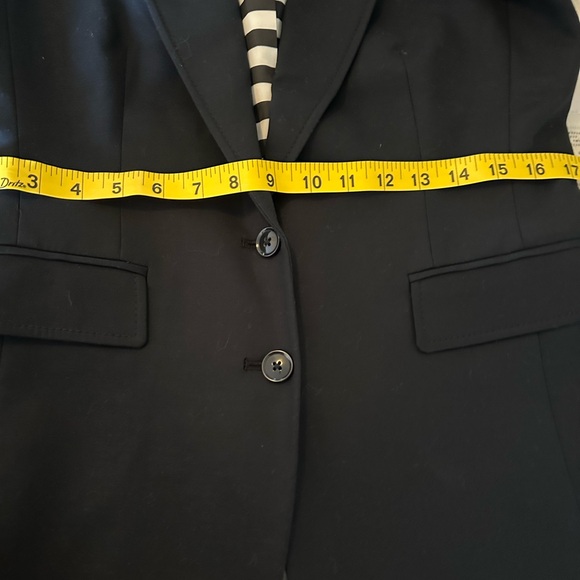 Banana Republic Black Blazer with Striped Lining - Picture 4 of 7